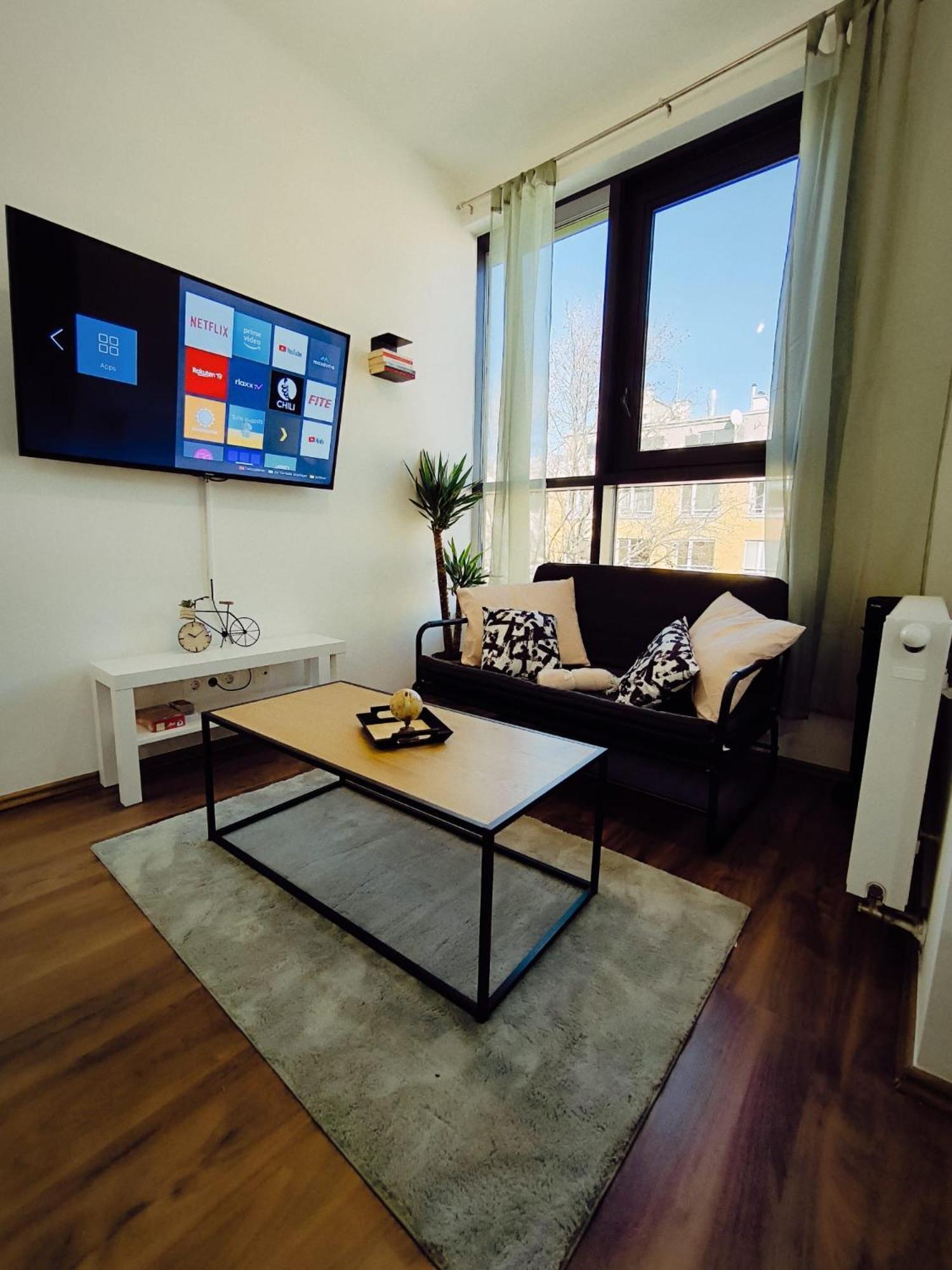 Pretty Apartment Next To Metro Station Vienna Exterior photo